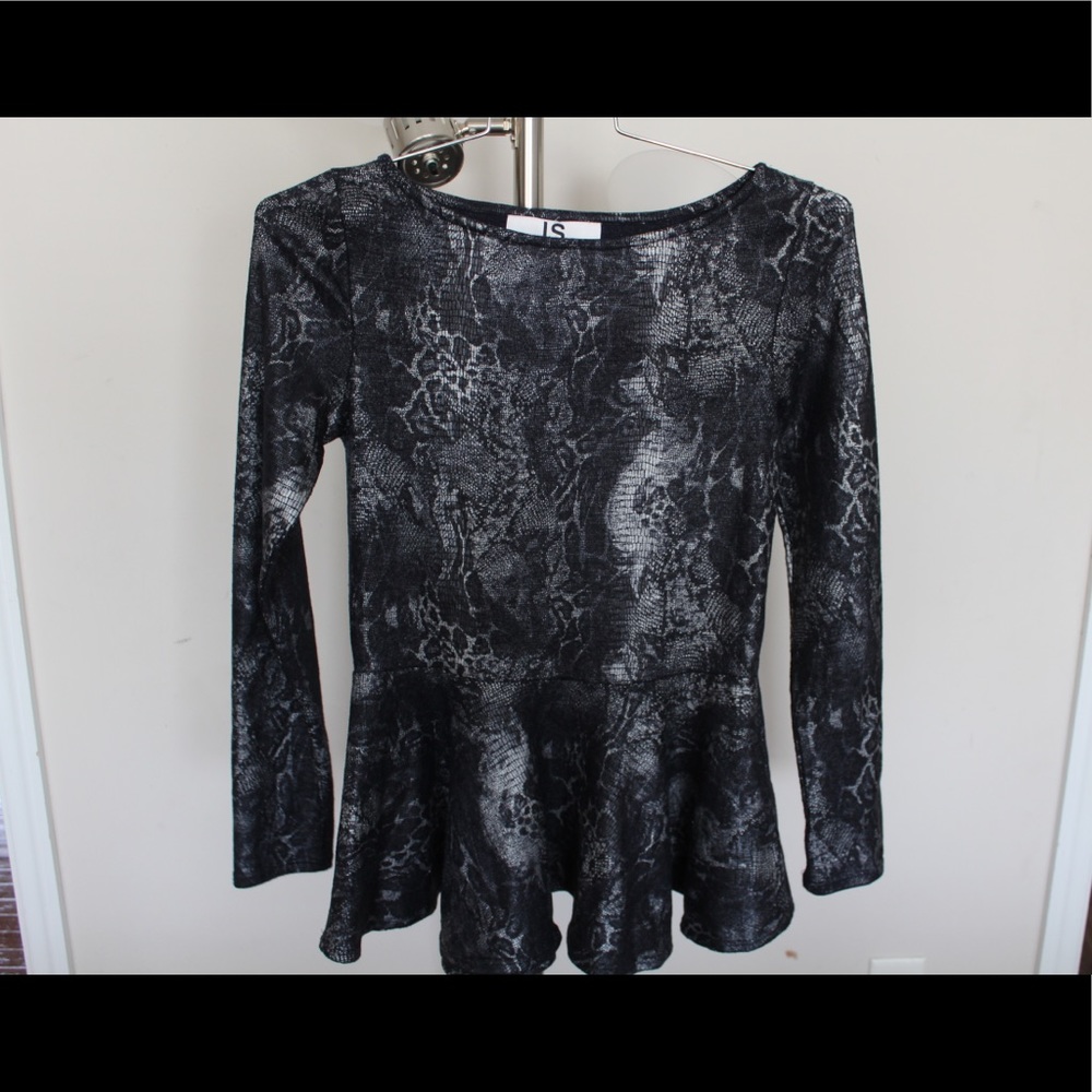 Black peplum shirt
